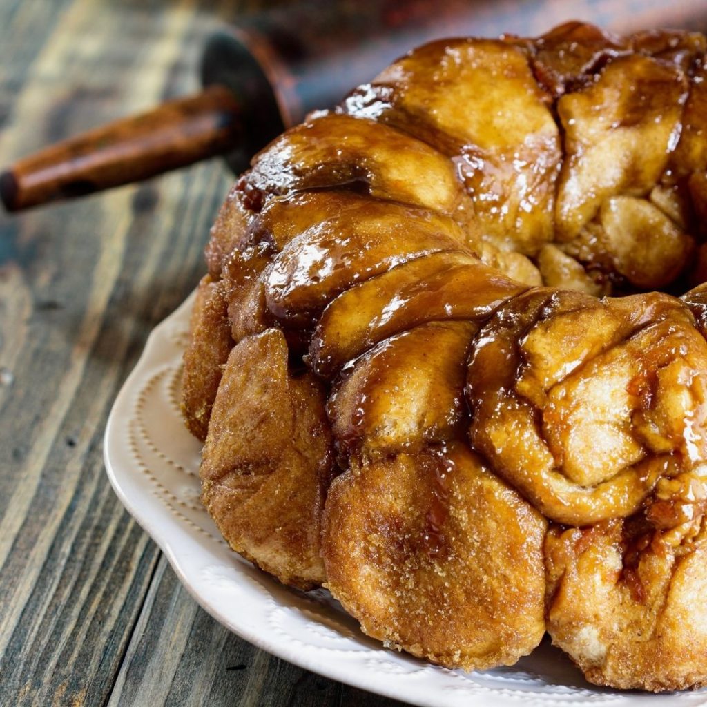 Easy Sticky Buns With Canned Biscuits Struggle Shuttle